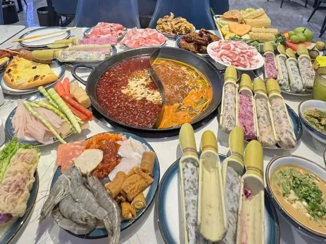 虾滑自助火锅热潮:会成下一个“牛肋条自助”吗